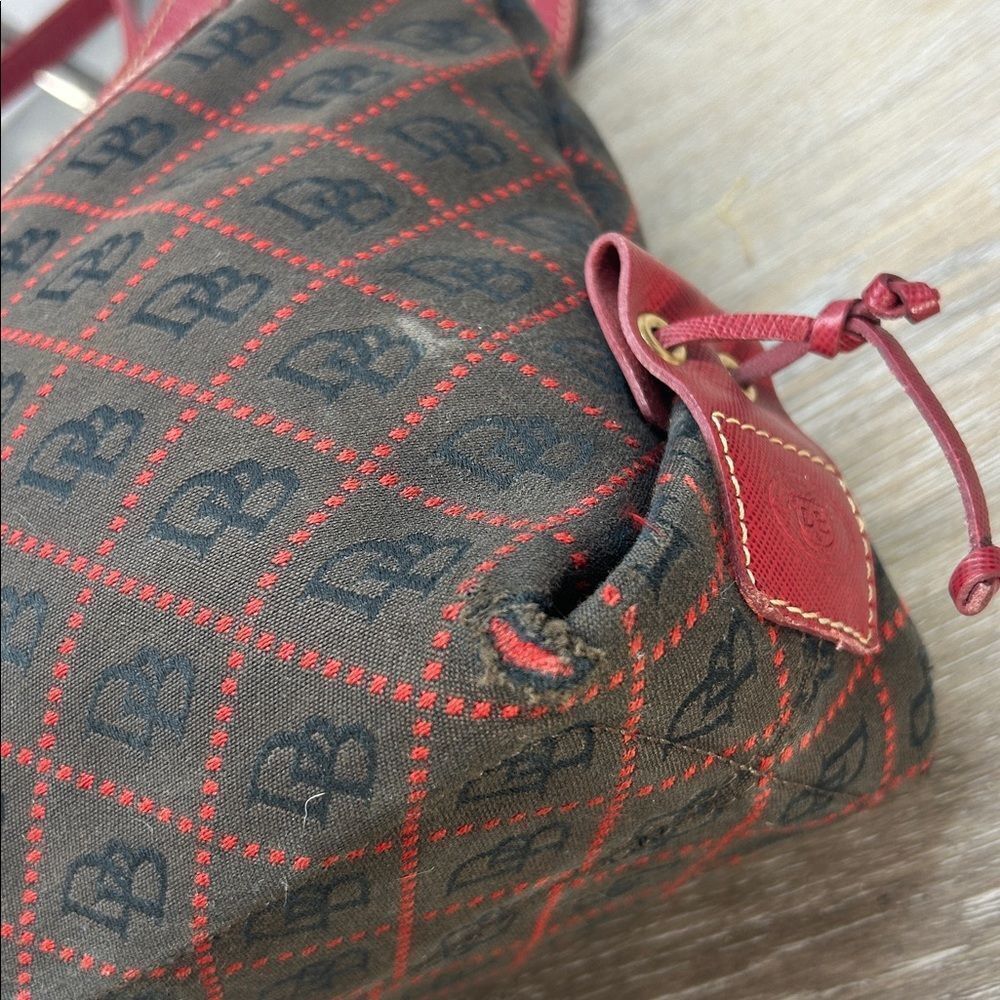 Dooney & Bourke Vintage Burgundy and Black Shoulder Bag - Picture 12 of 16
